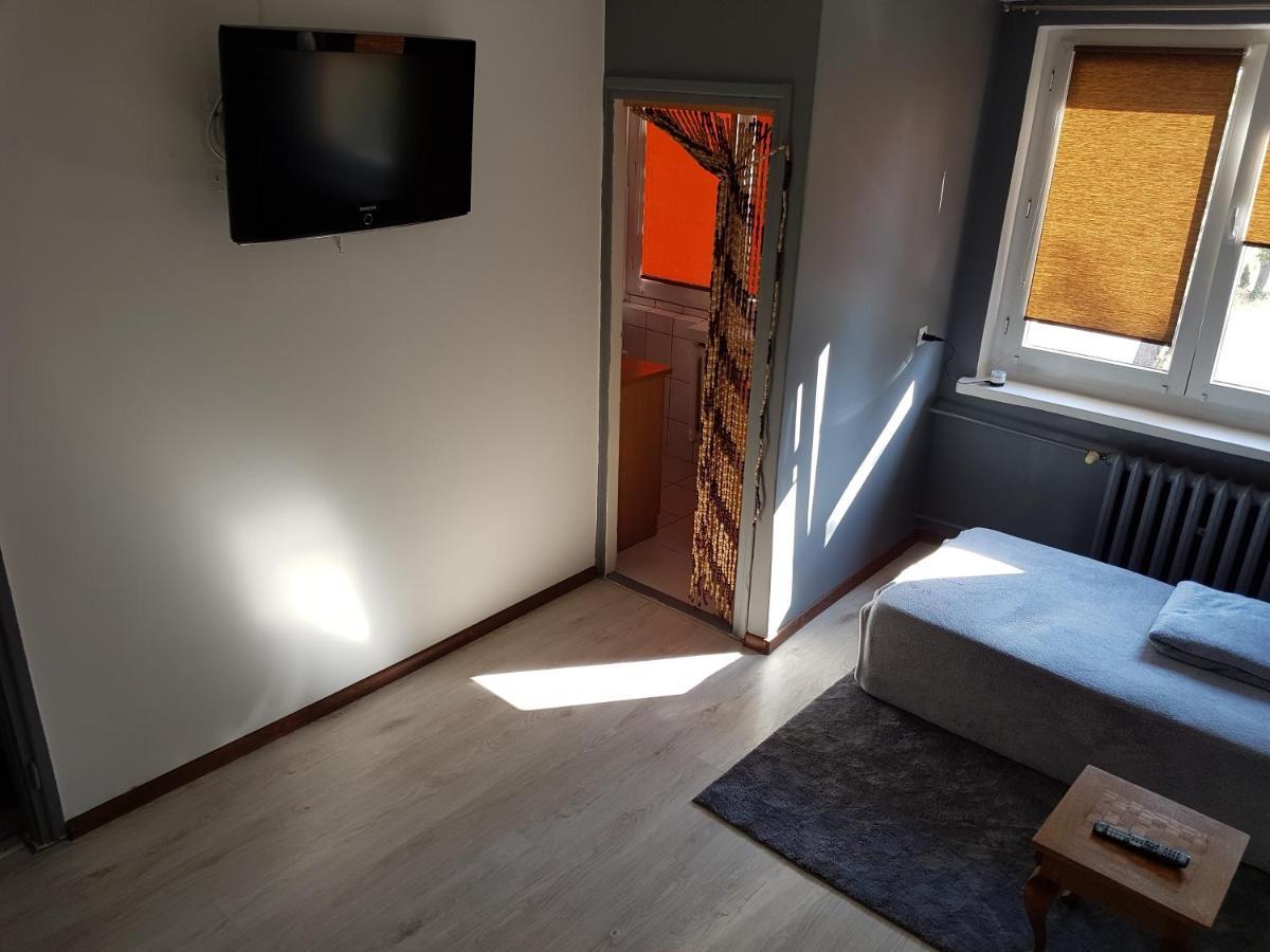 Mieszkanie Jednopokojowe Boleslawiec W Centrum - Wymagana Kaucja Zwrotna Apartment Ngoại thất bức ảnh
